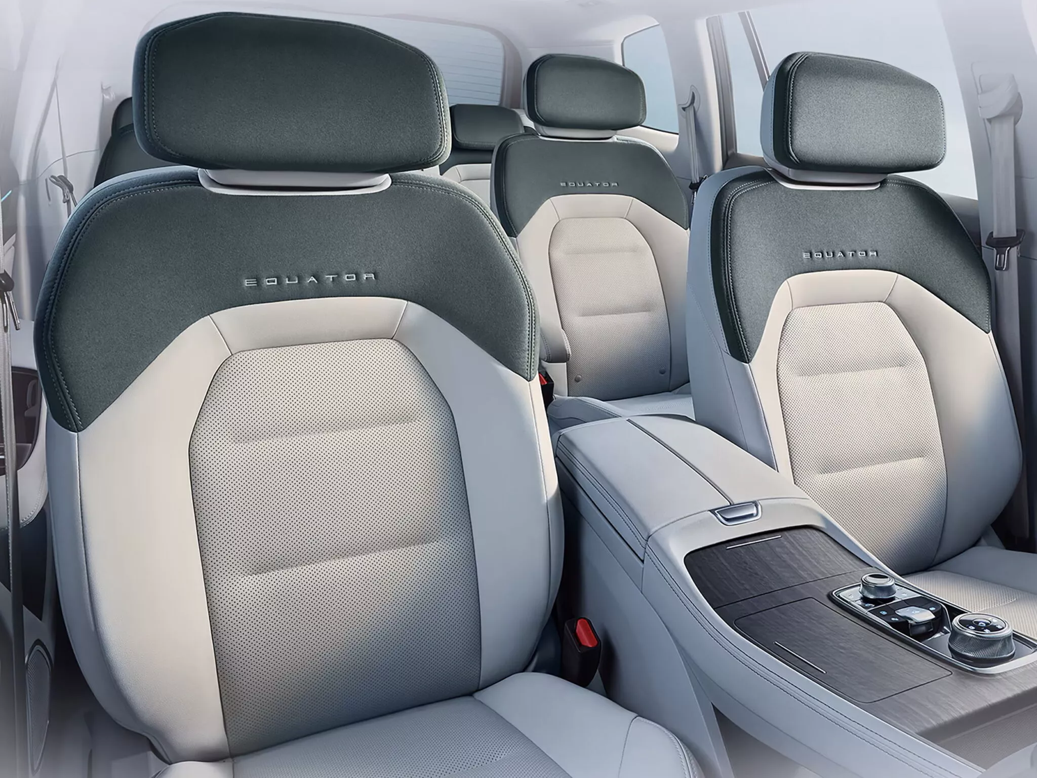 
								Ford Equator plug-in hybrid full									