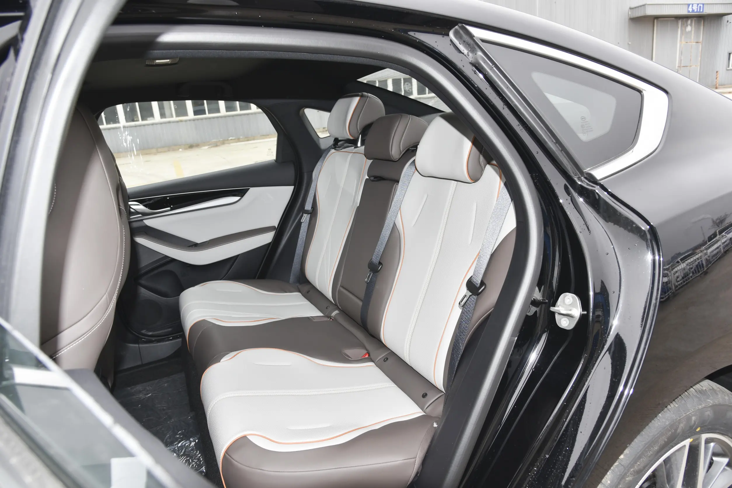 
								BYD QINPLUS 2025 full									