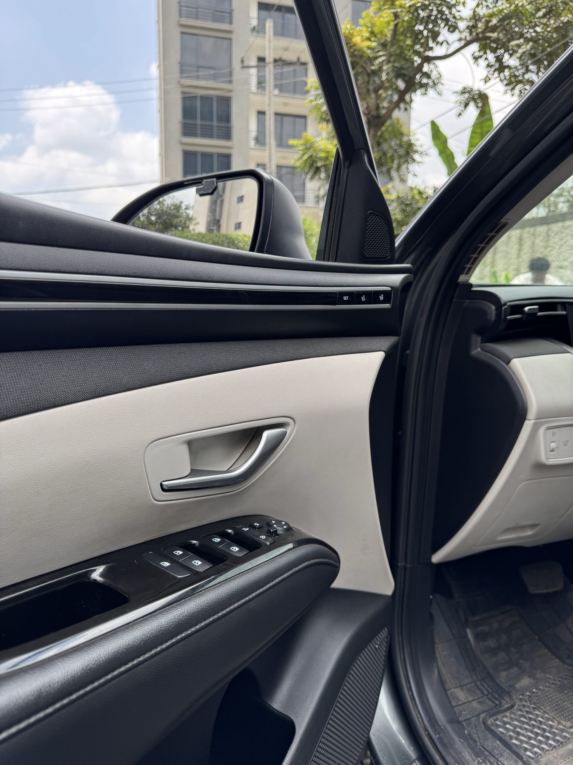 
								HYUNDAI TUCSON 2022 full									