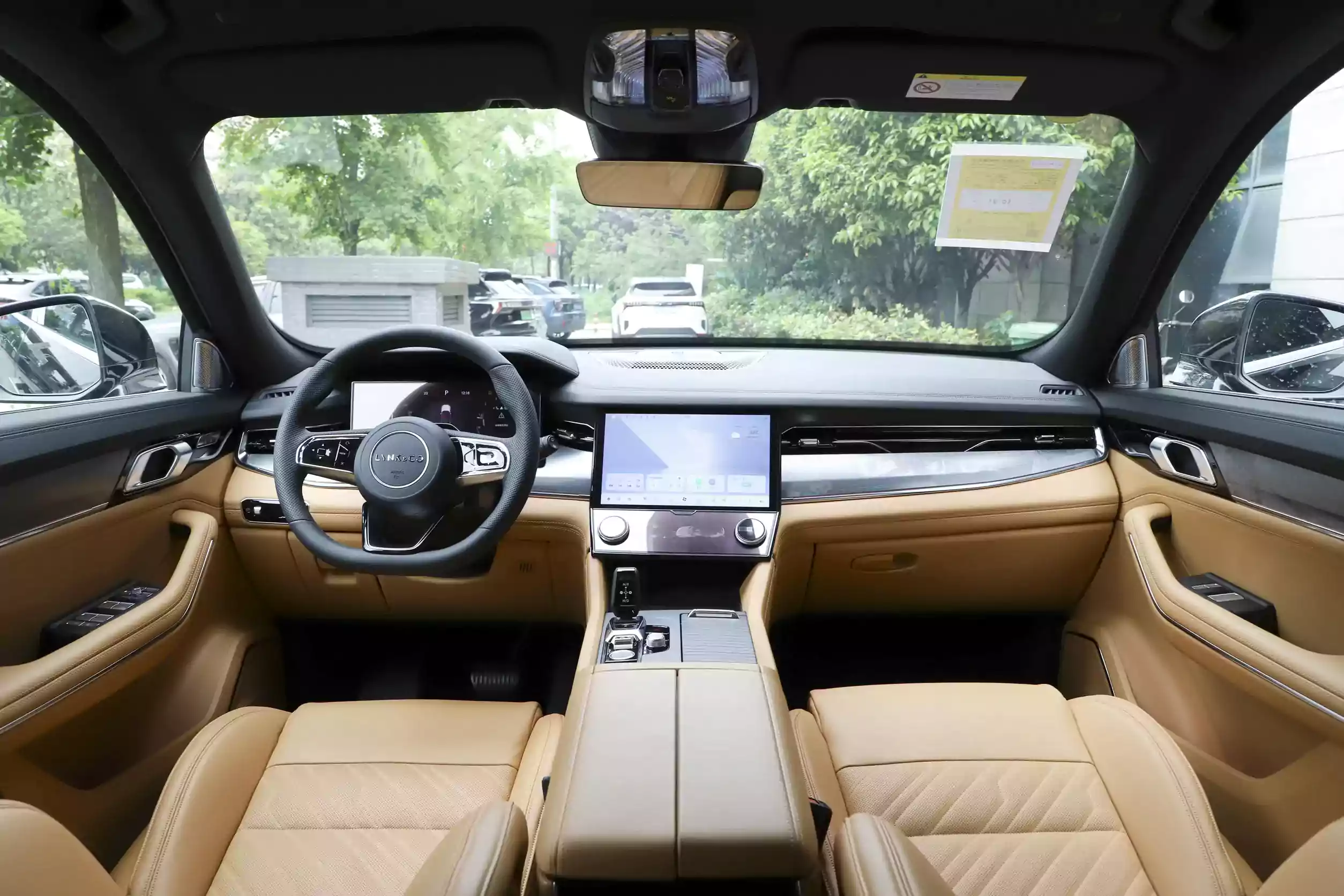 
								LYNK&CO 09 2025 full									