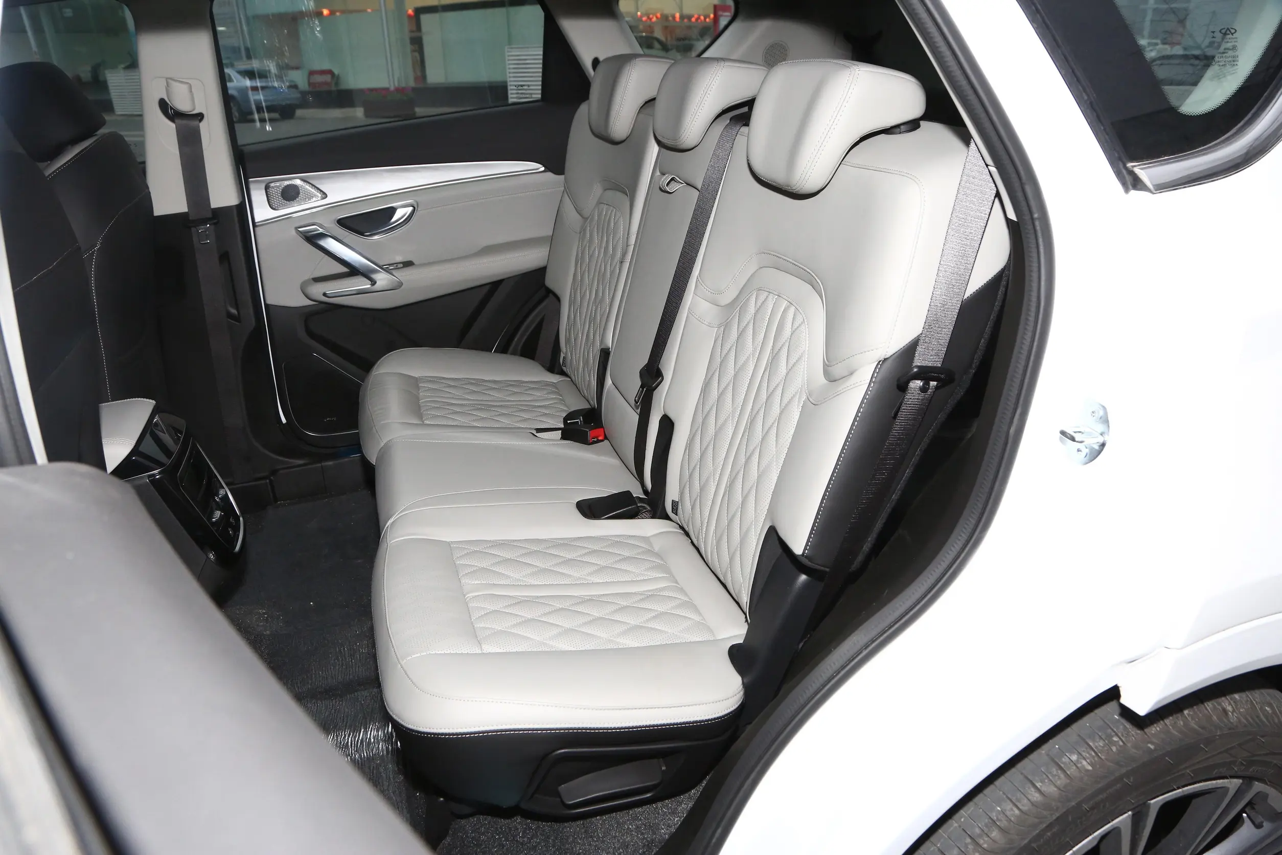 
								Jetour x70 plus full									