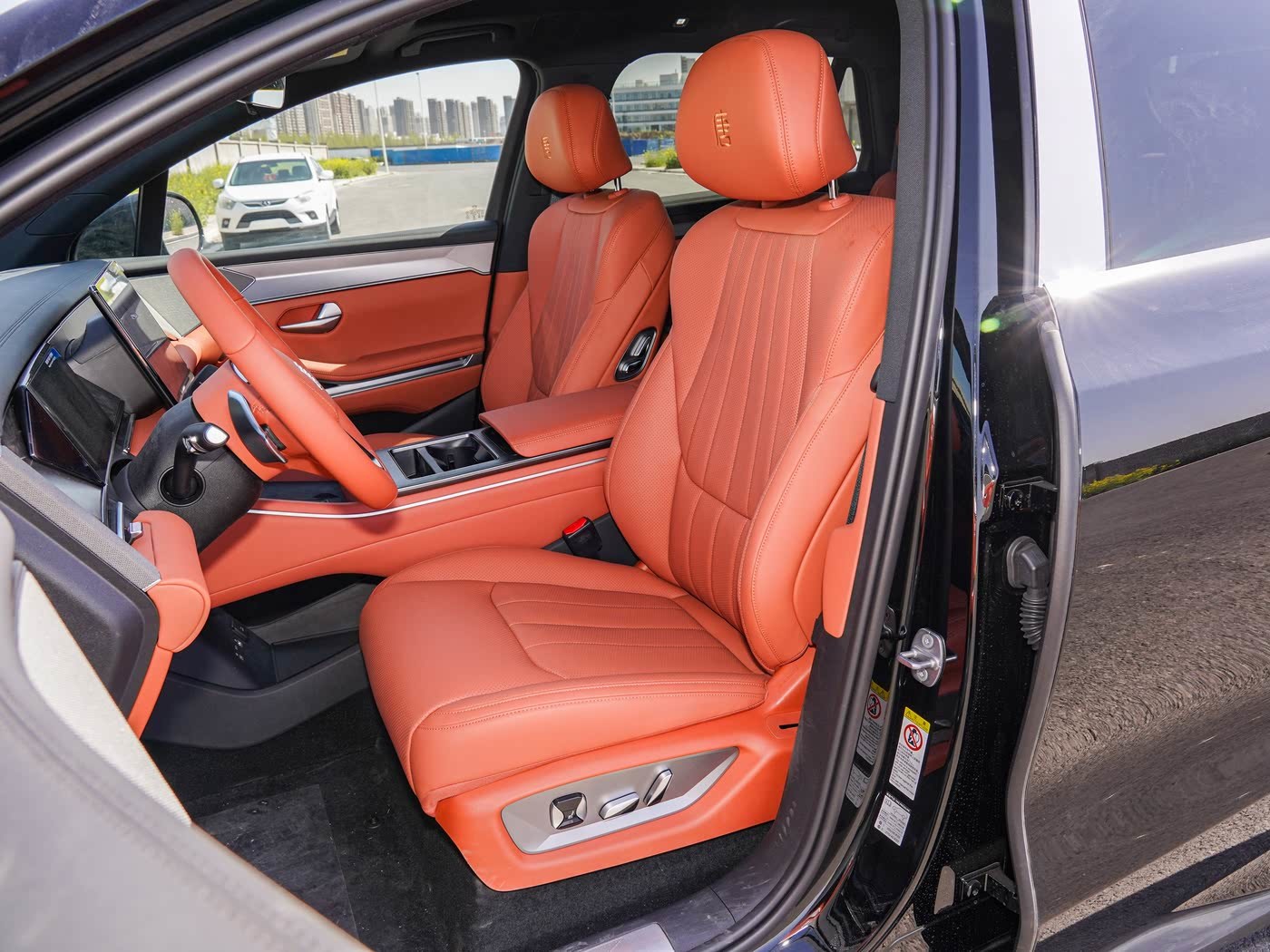 
								BYD TANG L 2025 full									