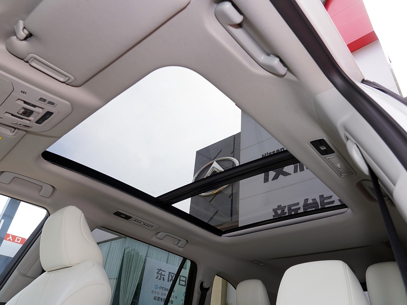 
								TOYOTA HIGHLANDER 2025 full									